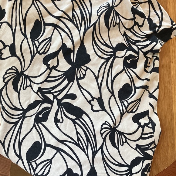 Ann Taylor vintage thin sweater top floral graphic black on cream M - Picture 5 of 5